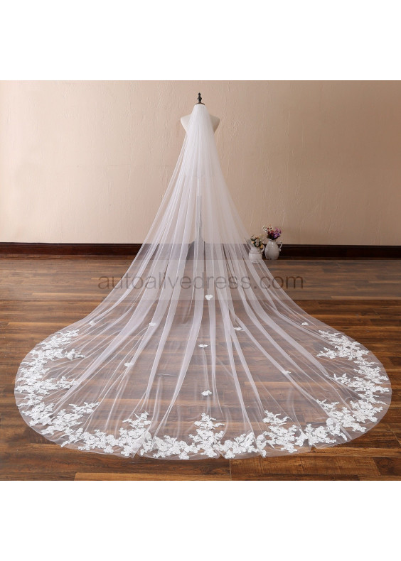 White Vintage Lace Wedding Veil Cathedral Bridal Single Tier Veil With Metal Comb